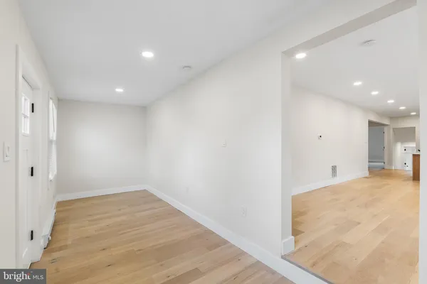 $449,000 | 16 Eden Avenue, Oaklyn, NJ 08107