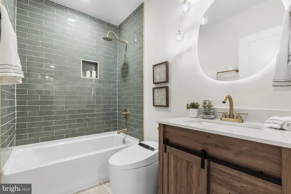 $449,000 | 16 Eden Avenue, Oaklyn, NJ 08107