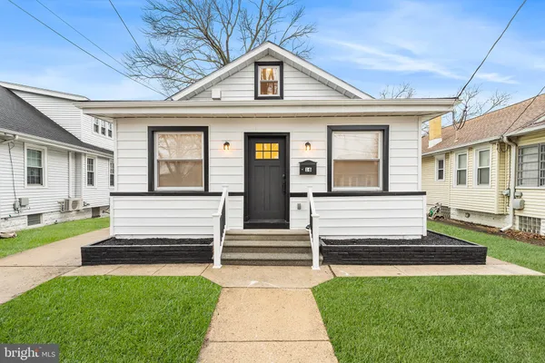 $449,000 | 16 Eden Avenue, Oaklyn, NJ 08107