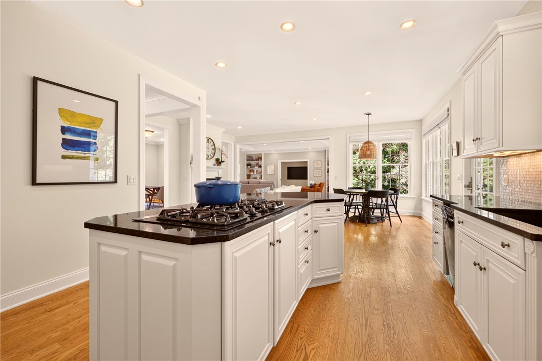 5 Risewood Lane Pittsford, NY 14534 - Photo 13 of 44