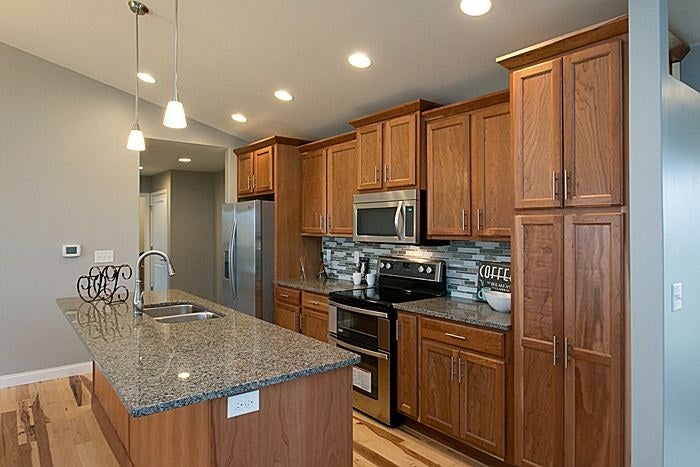 908 Wood Lily Road Solon, IA 52333 - Photo 8 of 25 Gallery Image 8