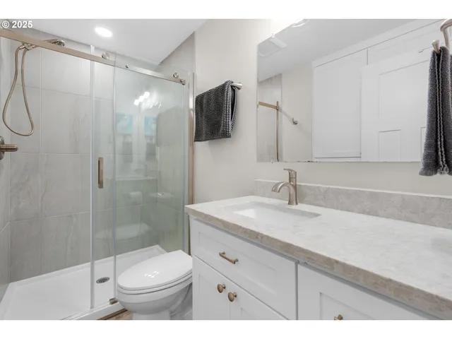 $519,000 | 856 Neacoxie Boulevard, Unit 324, Gearhart, OR 97138