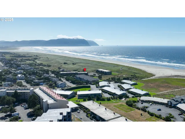 $519,000 | 856 Neacoxie Boulevard, Unit 324, Gearhart, OR 97138