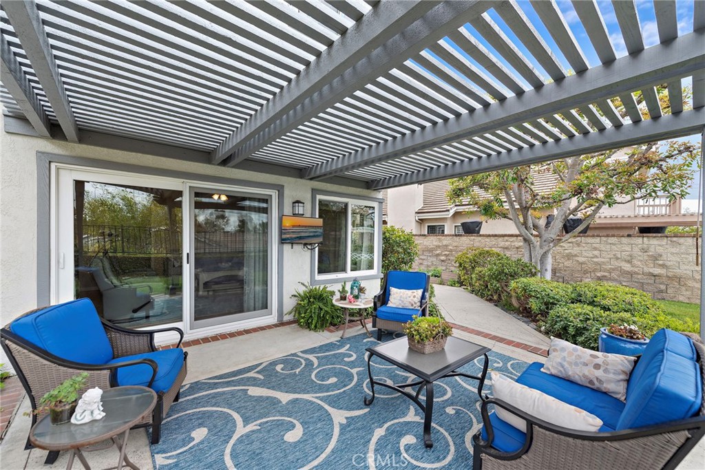 28811 Walnut Grove Mission Viejo, CA 92692 - Photo 31 of 48 a outdoor space with furniture