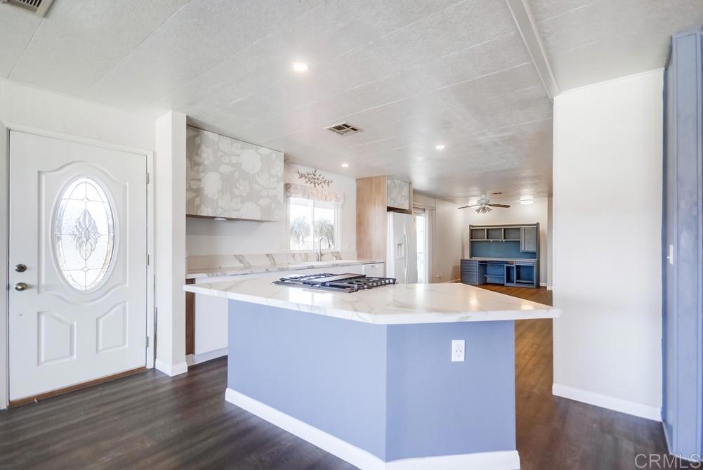 9500 Harritt Road, Unit 70 Lakeside, CA 92040 - Photo 3 of 20
