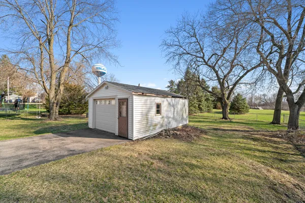 $229,000 | 449 West Lincoln Avenue, Hinckley, IL 60520