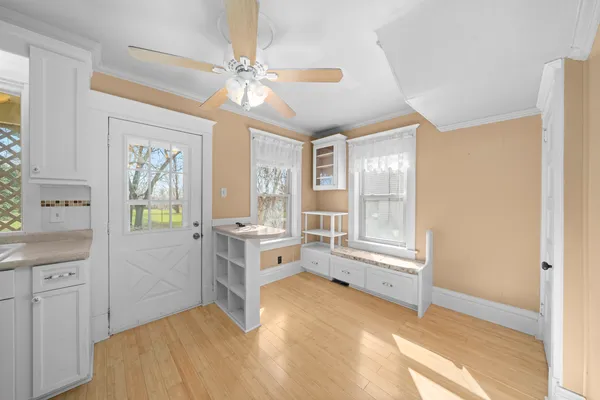 $229,000 | 449 West Lincoln Avenue, Hinckley, IL 60520