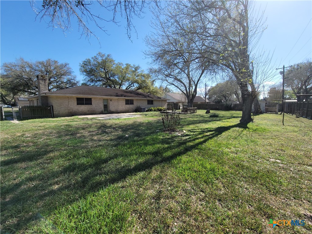 1006 Blyth Road Victoria, TX 77904 - Photo 7 of 7
