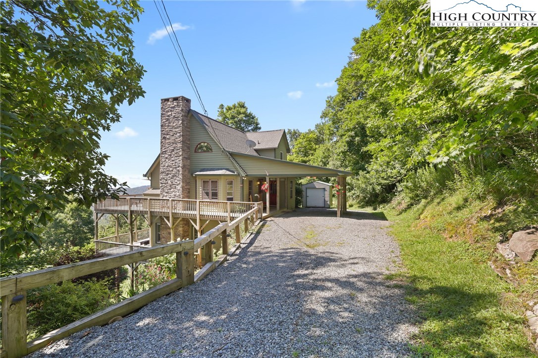 657 Golden Ridge Road Blowing Rock, NC 28605 - Photo 6 of 48 Gallery Image 6