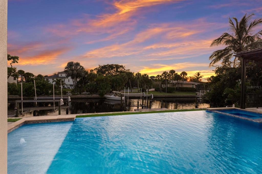 4544 Woodside Road Sarasota, FL 34242 - Photo 69 of 94 Gallery Image 69