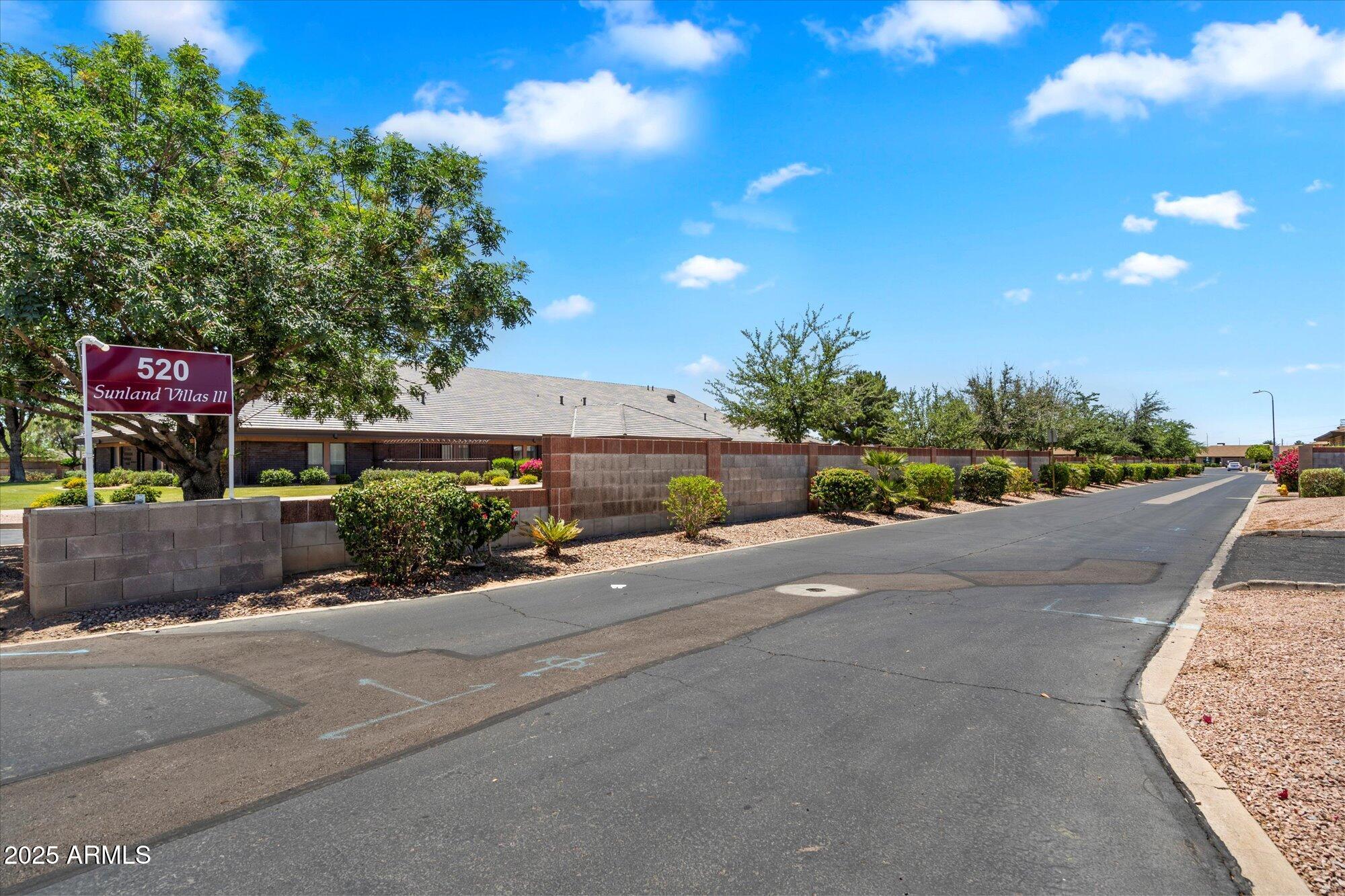520 South Greenfield Road, Unit 7 Mesa, AZ 85206 - Photo 21 of 25 21-Community Entrance