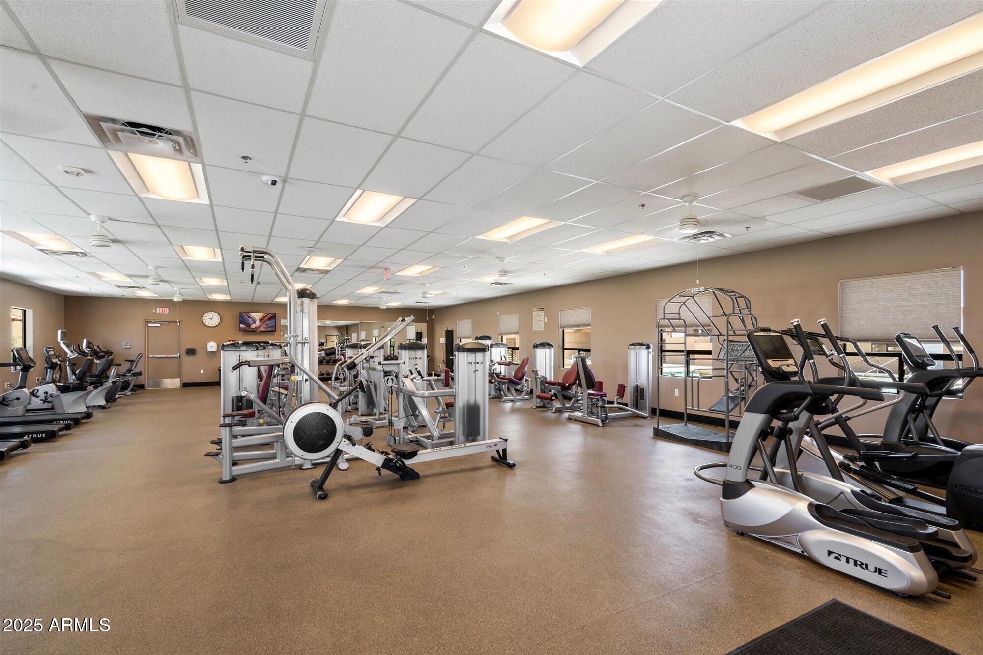 520 South Greenfield Road, Unit 7 Mesa, AZ 85206 - Photo 22 of 25 22-Communioty Workout Facility