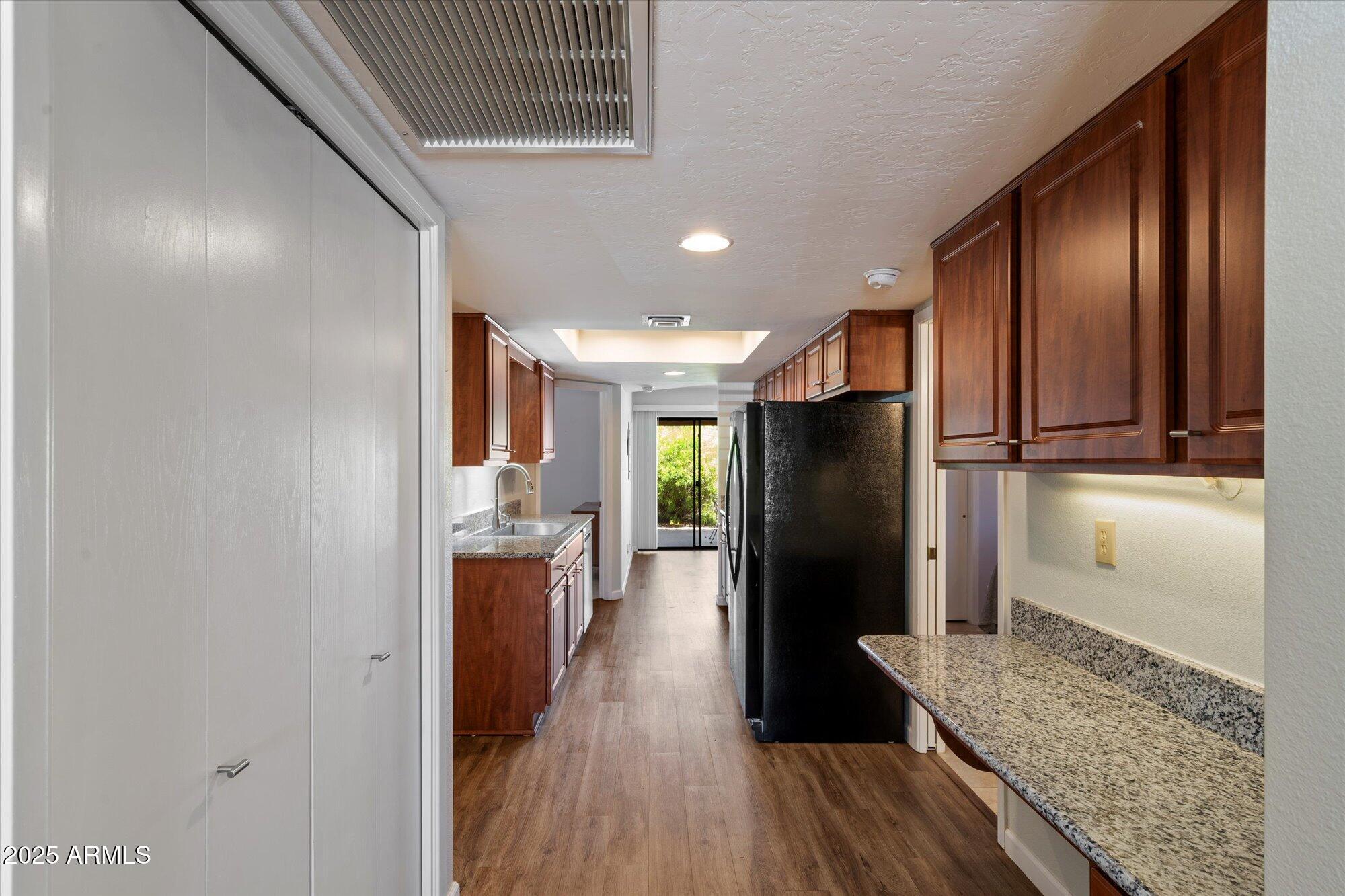 520 South Greenfield Road, Unit 7 Mesa, AZ 85206 - Photo 7 of 25 07-Kitchen