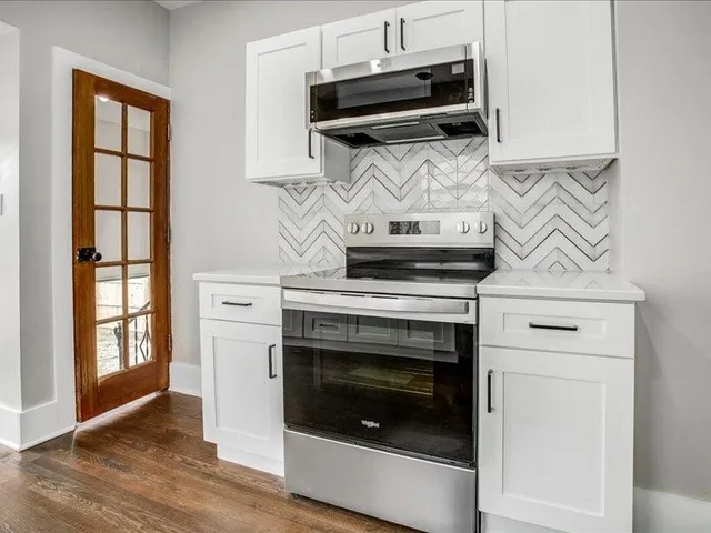 $565,000 | 6020 Central Street, Kansas City, MO 64113