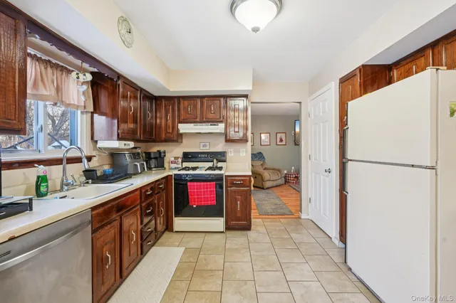 $580,000 | 150 Lake Region Boulevard, Monroe, NY 10950