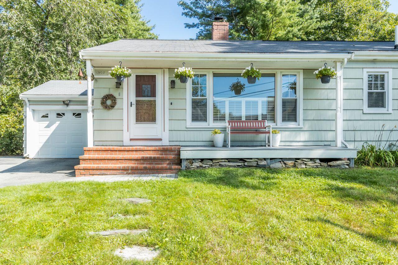 6 Lawson Road Cape Elizabeth, ME 04107 - Photo 3 of 86 20240823KS-72014