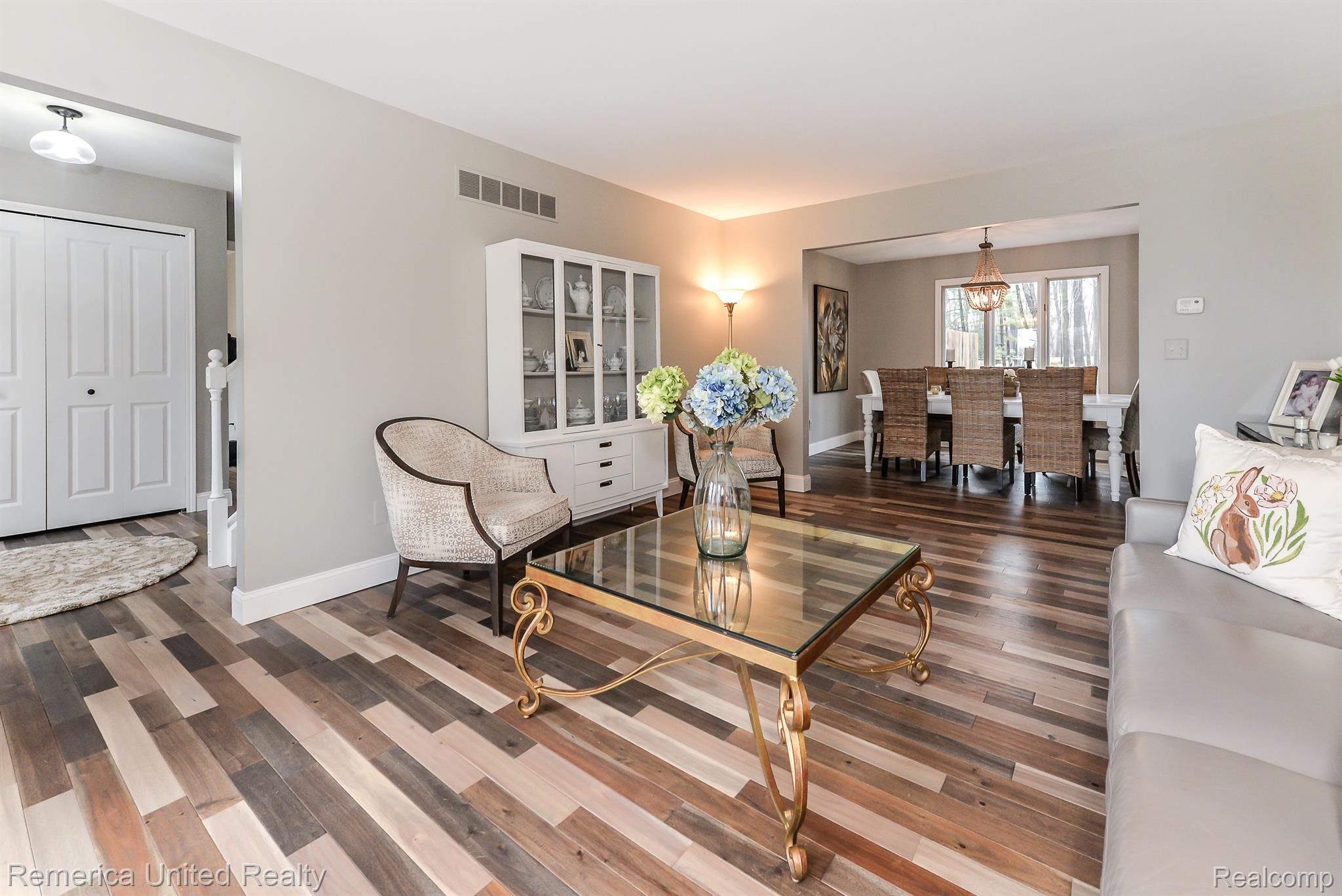 11536 Ridge Road South Lyon, MI 48178 - Photo 21 of 58 Gallery Image 21