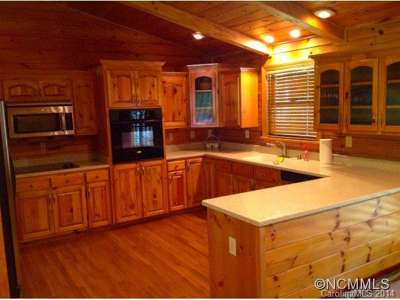 628 Cannon Road Marion, NC 28752 - Photo 4 of 17 Gallery Image 4