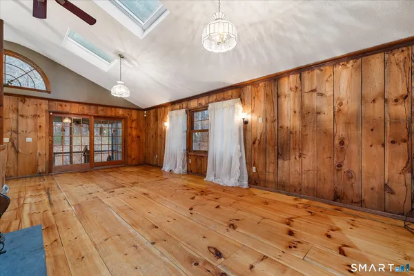 $449,900 | 230 Bailey Woods Road, Brooklyn, CT 06234