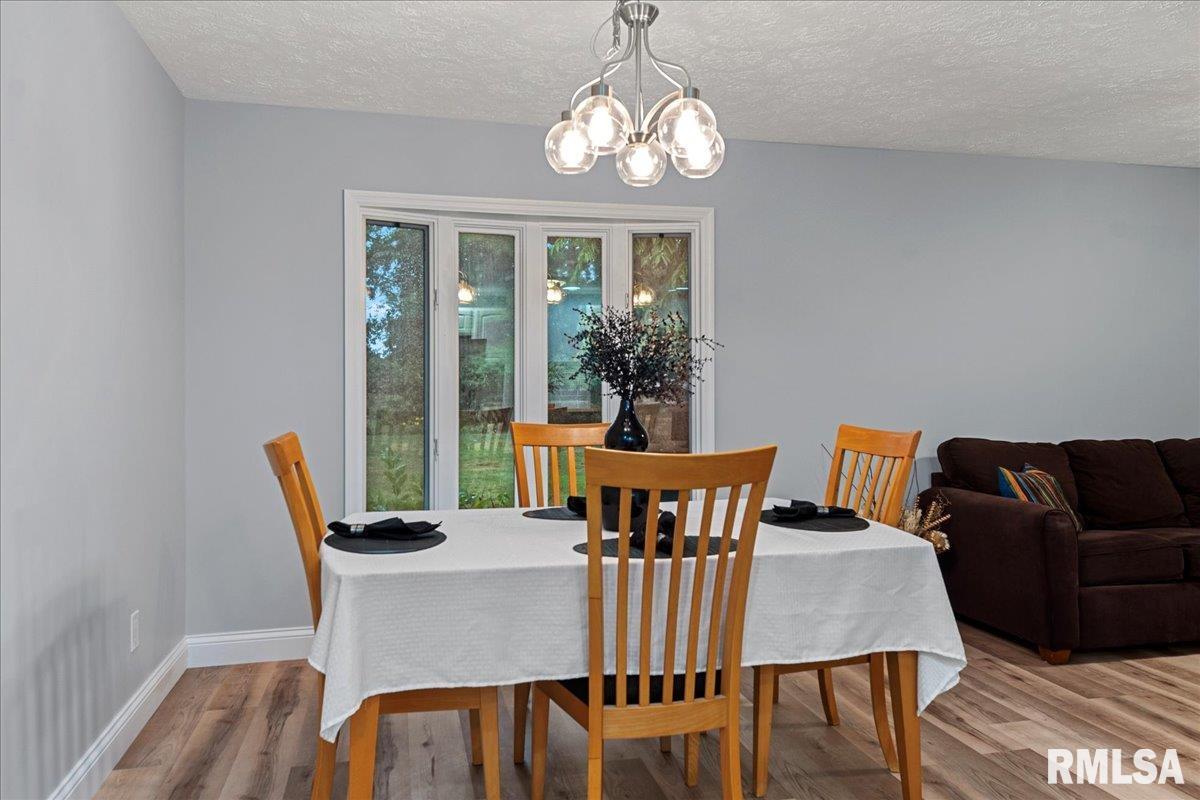 2217 West Rd Drive Springfield, IL 62711 - Photo 11 of 42