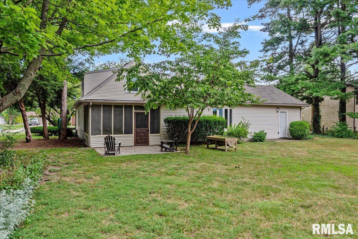 2217 West Rd Drive Springfield, IL 62711 - Photo 38 of 42