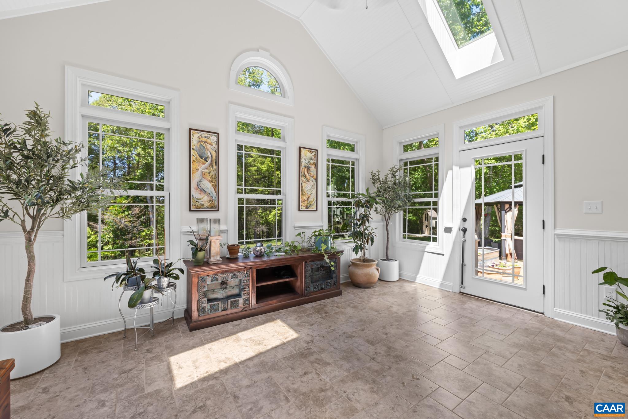 490 Two Rivers Drive Troy, VA 22974 - Photo 18 of 59 Year-Round Entertainment