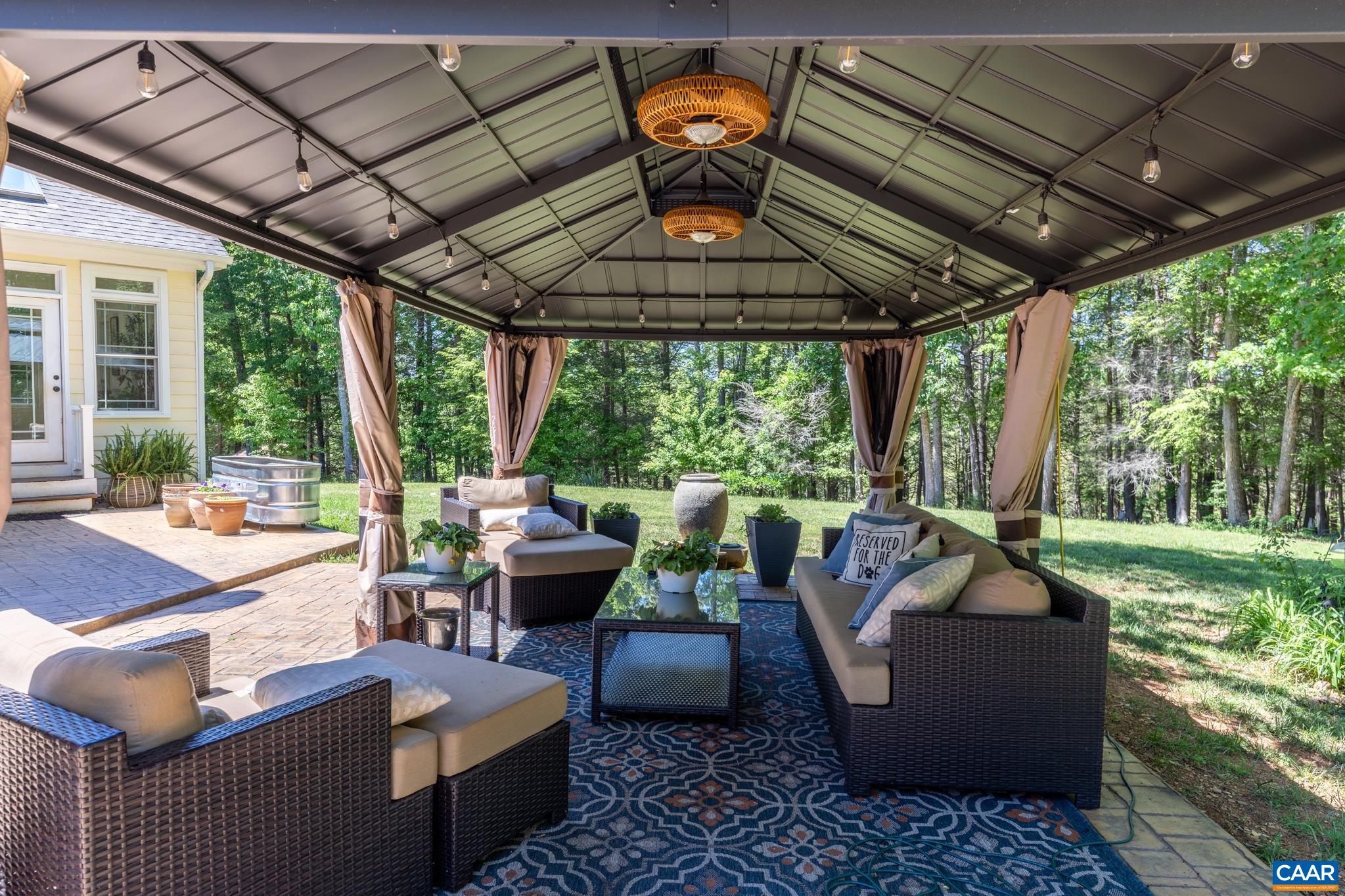 490 Two Rivers Drive Troy, VA 22974 - Photo 4 of 59 Resort-Style Patio