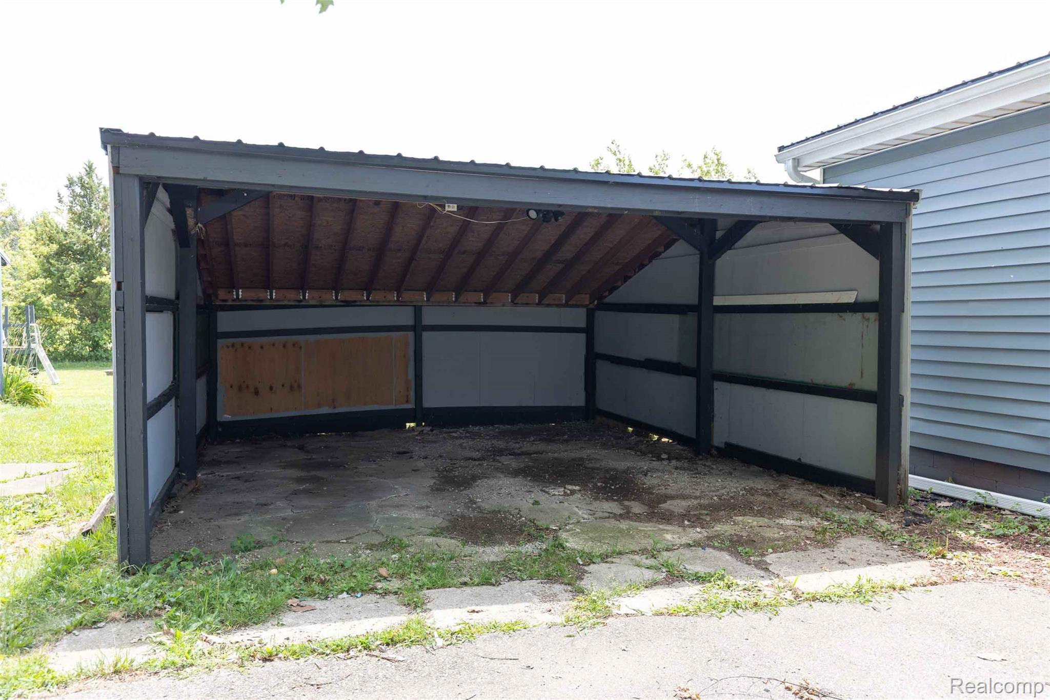 5761 Genesee Road Lapeer, MI 48446 - Photo 46 of 52 182A0431.jpg