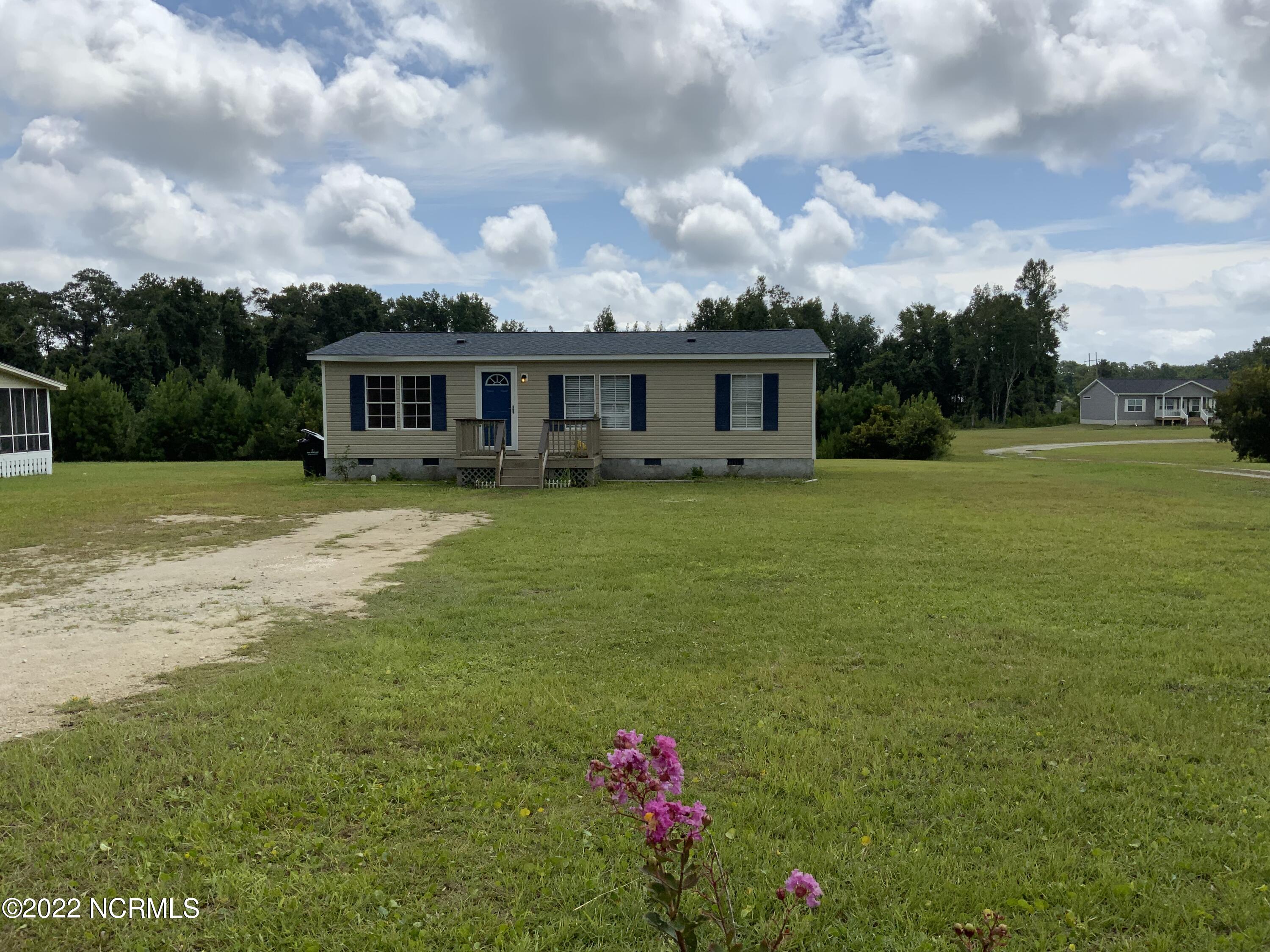 242 Bream Street Holly Ridge, NC 28445 - Photo 2 of 17 F1F5C57E-4F52-4A96-A242-74D0EAD4CB03