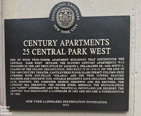 $3,750,000 | 25 Central Park West, Unit 30O | Upper West Side