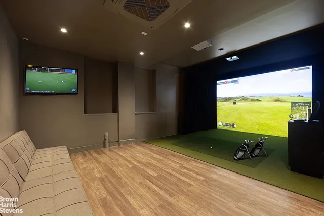 $3,750,000 | 25 Central Park West, Unit 30O | Upper West Side