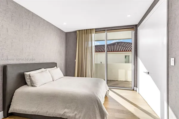 $28,900 | 285 West Mashta Drive, Key Biscayne, FL 33149