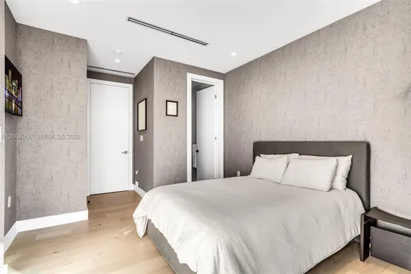 $28,900 | 285 West Mashta Drive, Key Biscayne, FL 33149