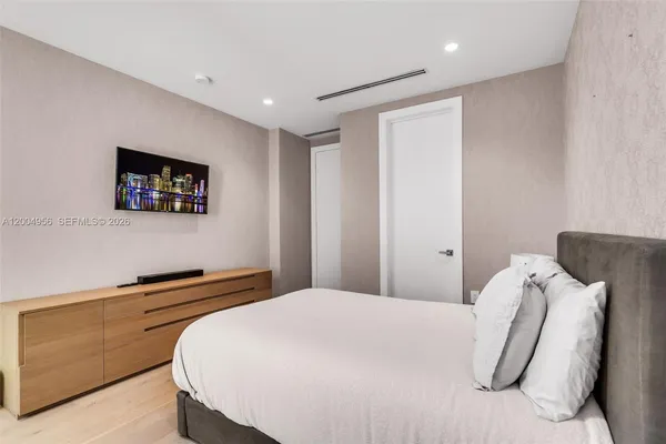 $28,900 | 285 West Mashta Drive, Key Biscayne, FL 33149