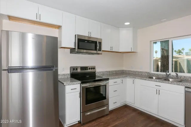 $2,695 | 6226 South Hazelton Lane, Tempe, AZ 85283