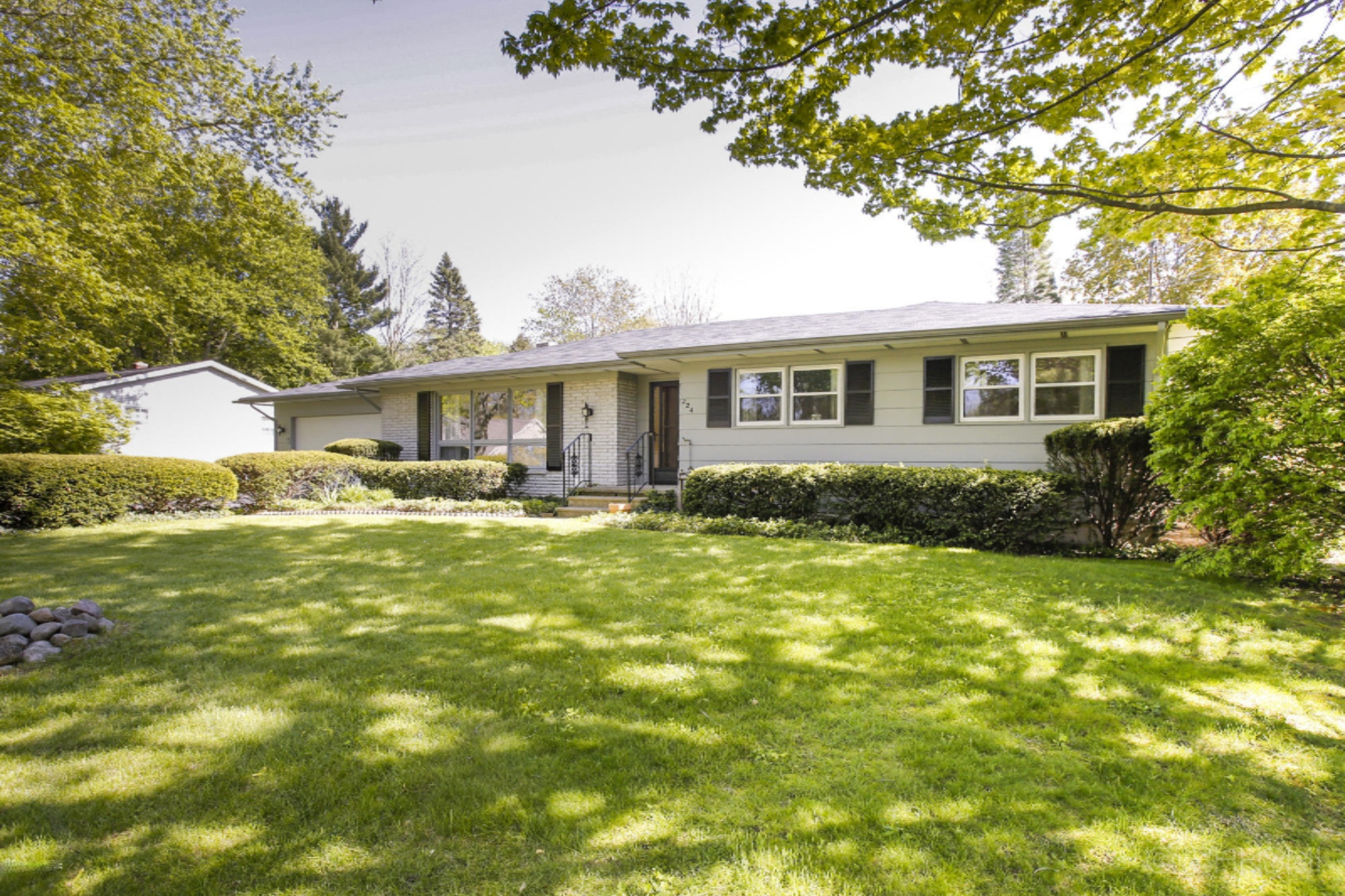 224 Highfield Road Marshall, MI 49068 - Photo 1 of 28 224 highfield road-601