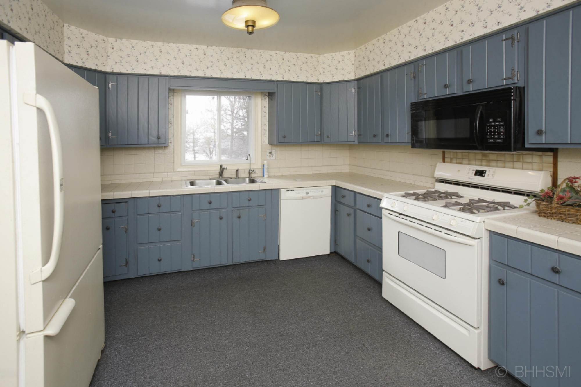 224 Highfield Road Marshall, MI 49068 - Photo 6 of 28 224 highfield rd-106