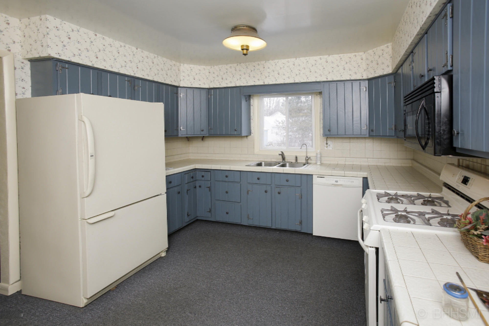 224 Highfield Road Marshall, MI 49068 - Photo 8 of 28 224 highfield rd-108