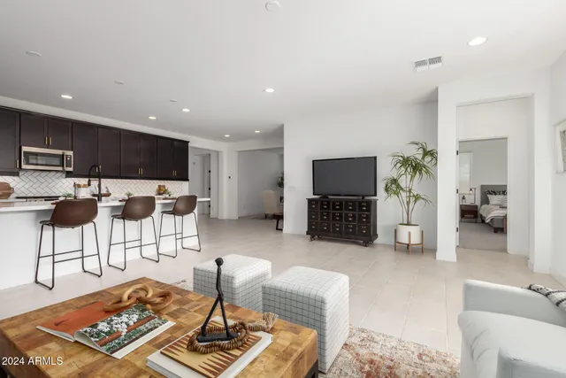 $2,600 | 14445 West Faye Way, Surprise, AZ 85387