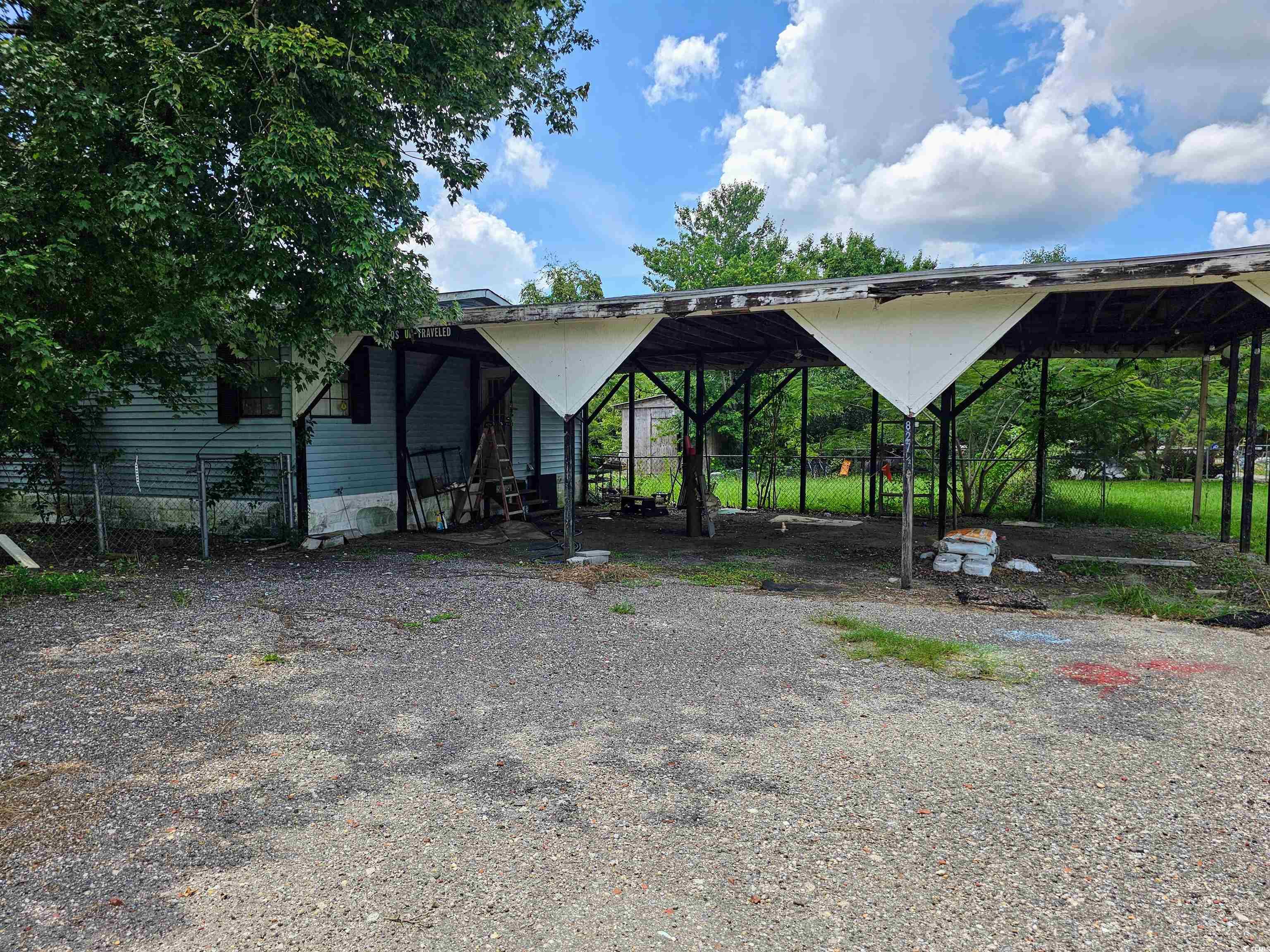 827 1/2 North Firetower Road Florence, SC 29506 - Photo 4 of 29