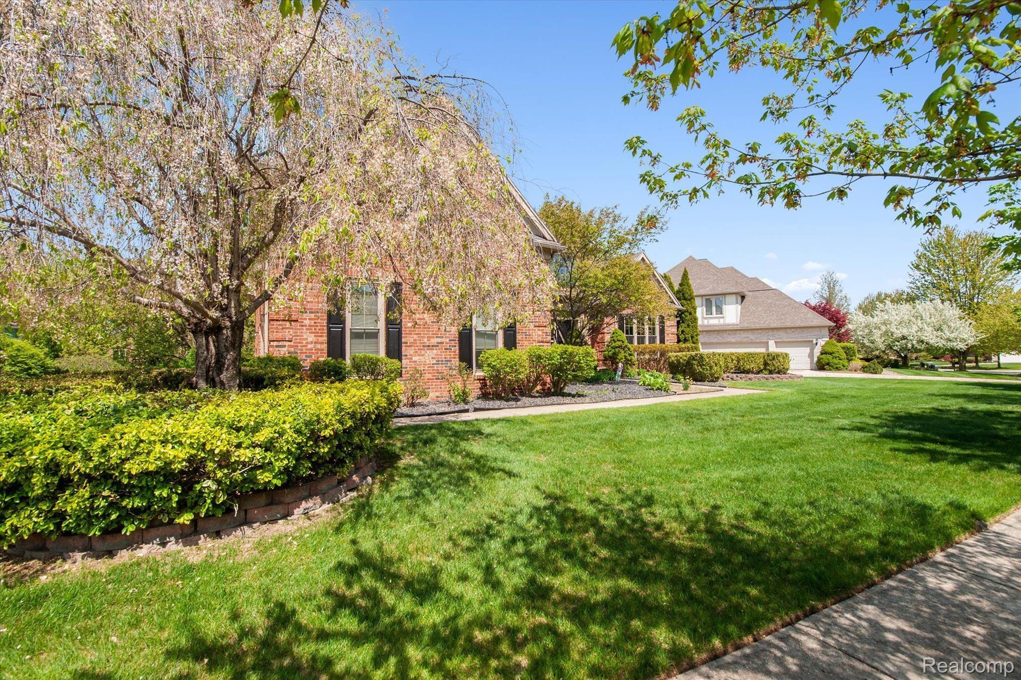 6469 Kennesaw Road Canton, MI 48187 - Photo 3 of 70 Gallery Image 3