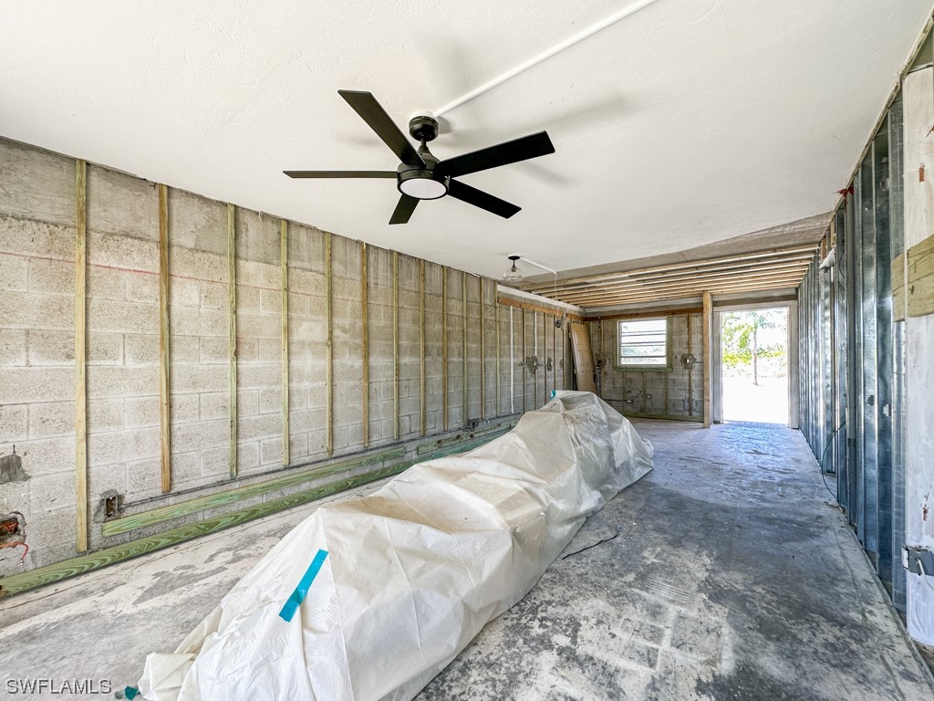 16007 Davis Road, Unit 215 Fort Myers, FL 33908 - Photo 11 of 35 Gallery Image 11