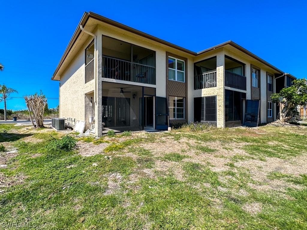 16007 Davis Road, Unit 215 Fort Myers, FL 33908 - Photo 9 of 35 Gallery Image 9