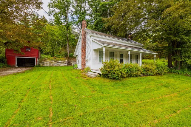 $2,300,000 | 215-221 Highway 30, Dorset, VT 05251