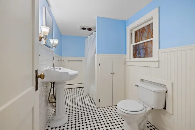 $1,750,000 | 215-221 Highway 30, Dorset, VT 05251