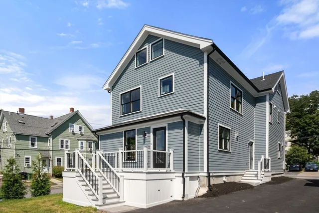 $1,199,000 | 71 Whites Avenue, Unit 71, Watertown, MA 02472