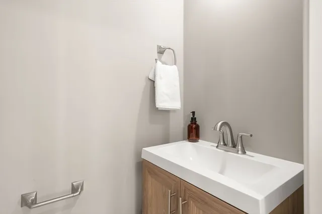 $1,199,000 | 71 Whites Avenue, Unit 71, Watertown, MA 02472