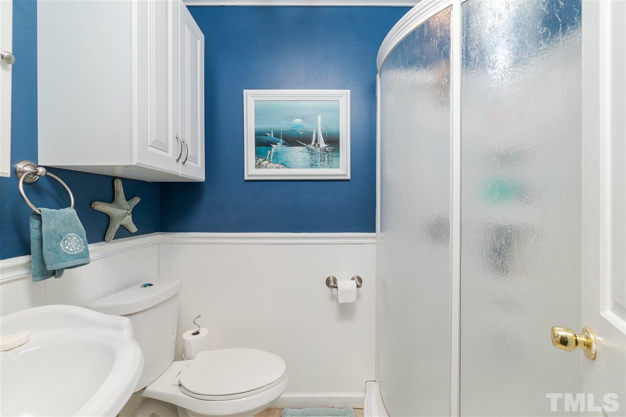 6700 Oak Ridge Drive Raleigh, NC 27612 - Photo 17 of 26