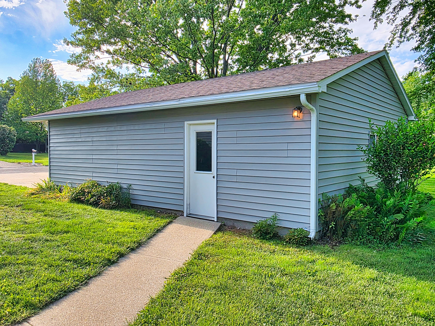 29 Stone Forge Pike Flora, IL 62839 - Photo 14 of 99