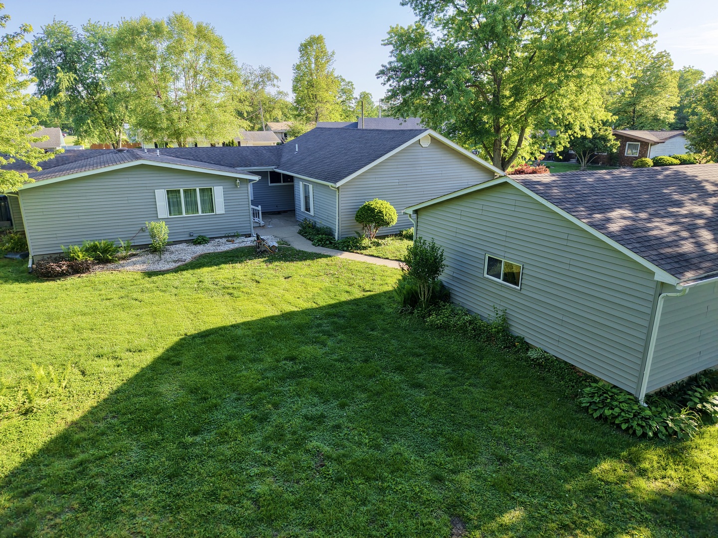 29 Stone Forge Pike Flora, IL 62839 - Photo 8 of 99